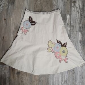 BCBGMaxAzria Cream Midi Skirt with Pastel Floral Embroidery